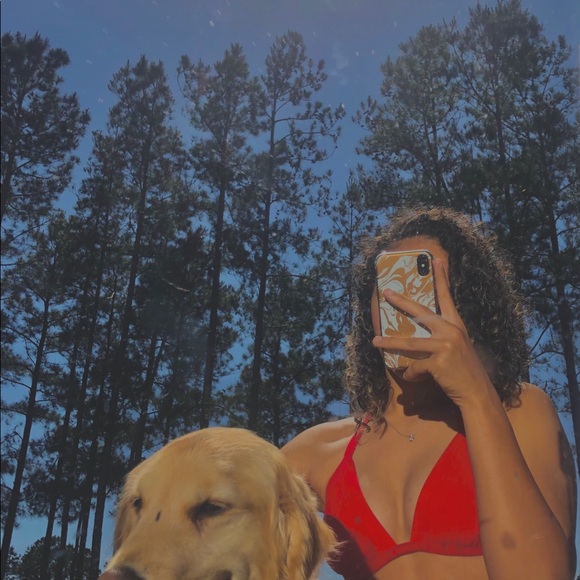 Meet your Posher, Madison - Picture 3 of 9